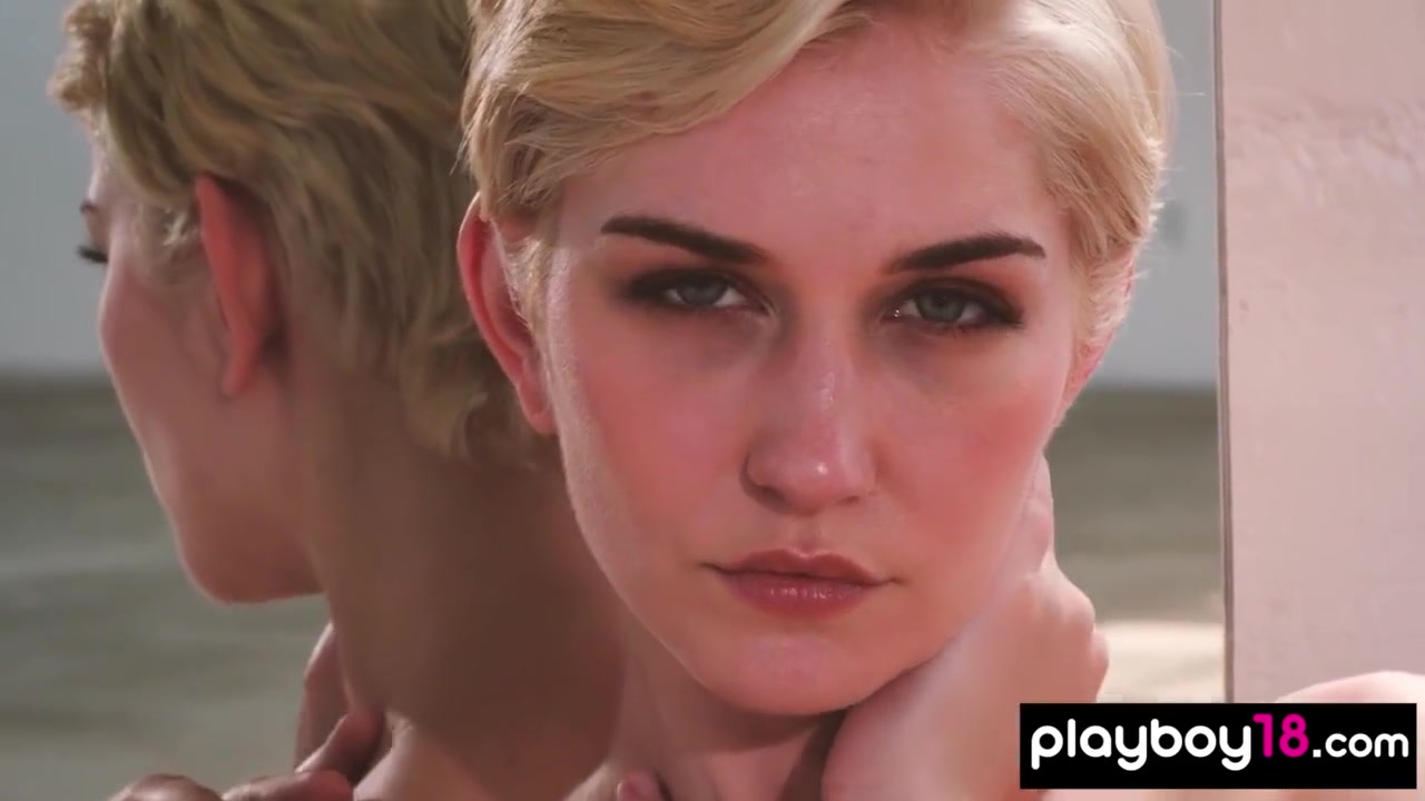 Skye Blue In Short Haired Blond Spreads Her Legs