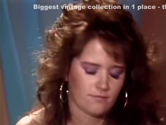 Brandy Wine, Lisa Gabriel, Michelle Gabriel in vintage fuck clip
