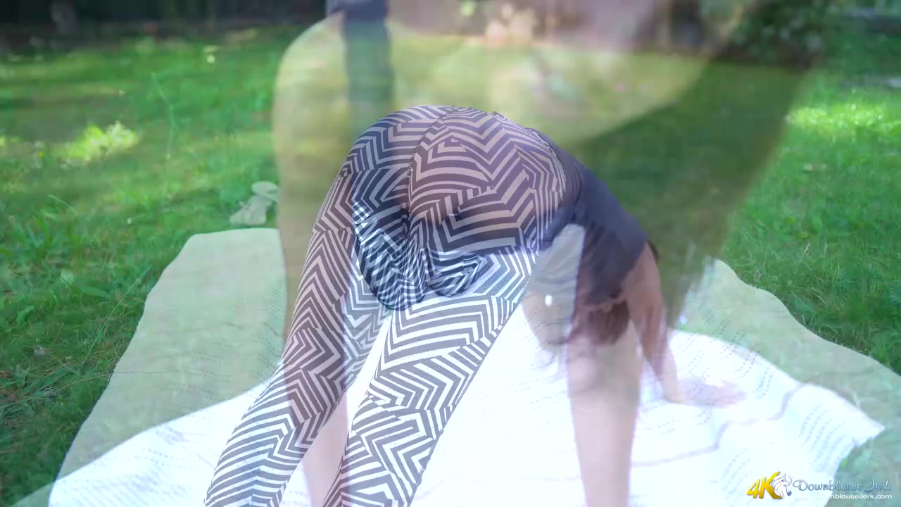 Yoga Stepsister - DownblouseJerk