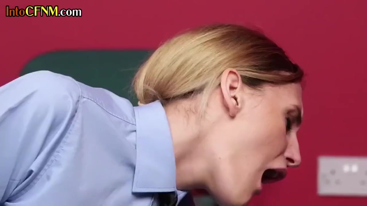 Police Femdoms In Facesitting N Bj 3some
