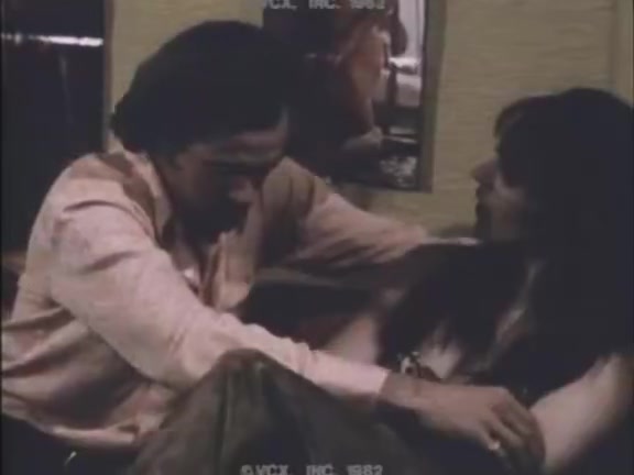 John Holmes, Cyndee Summers, Suzanne Fields in classic xxx video