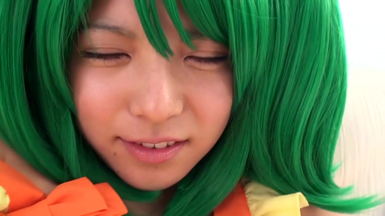 Cosplay Convention Gets Naughty - CosplayInJapan