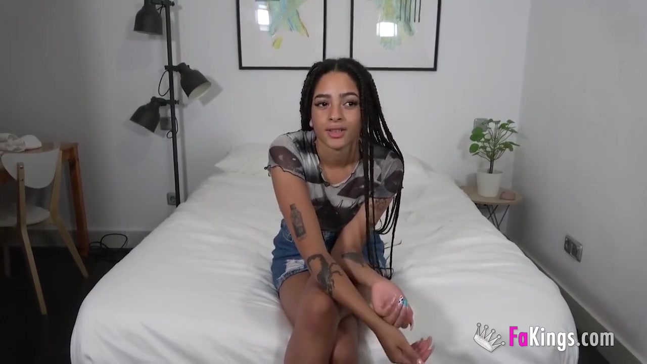 Lilian Gets Tired Of Her Sex Toys And Starts Using A Dude Instead