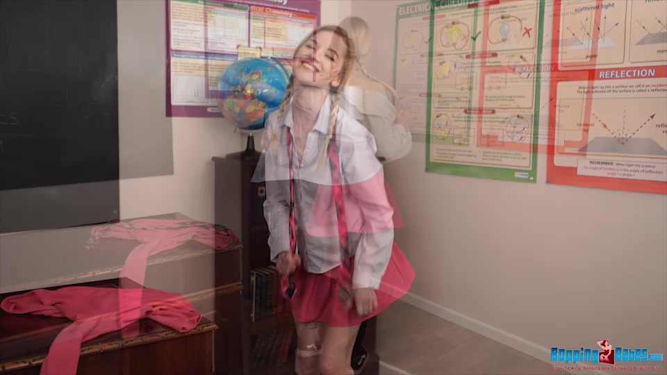 Gracie - Minxy College Babe - BoppingBabes