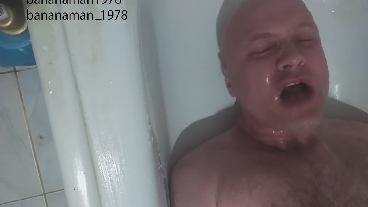 Bananaman1978 Pissed In His Own Mouth