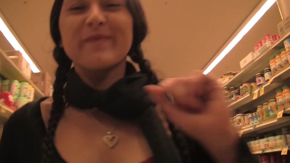 Amateur girlfriend xxx tits public show and pussy deep fuck