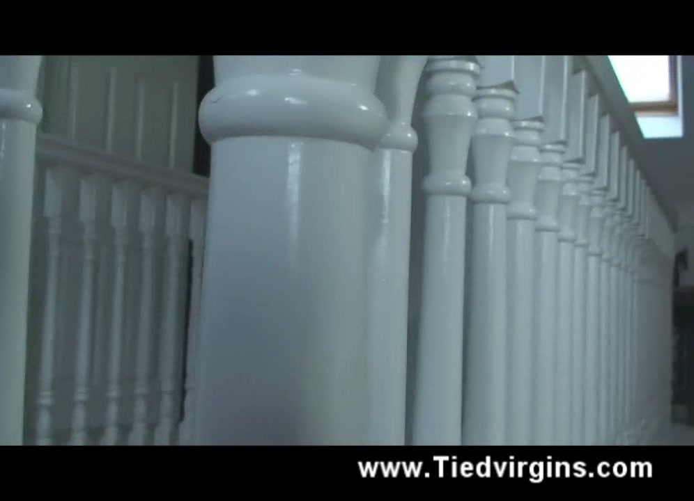 Fetish video in which a brunette is fucked by a dildo