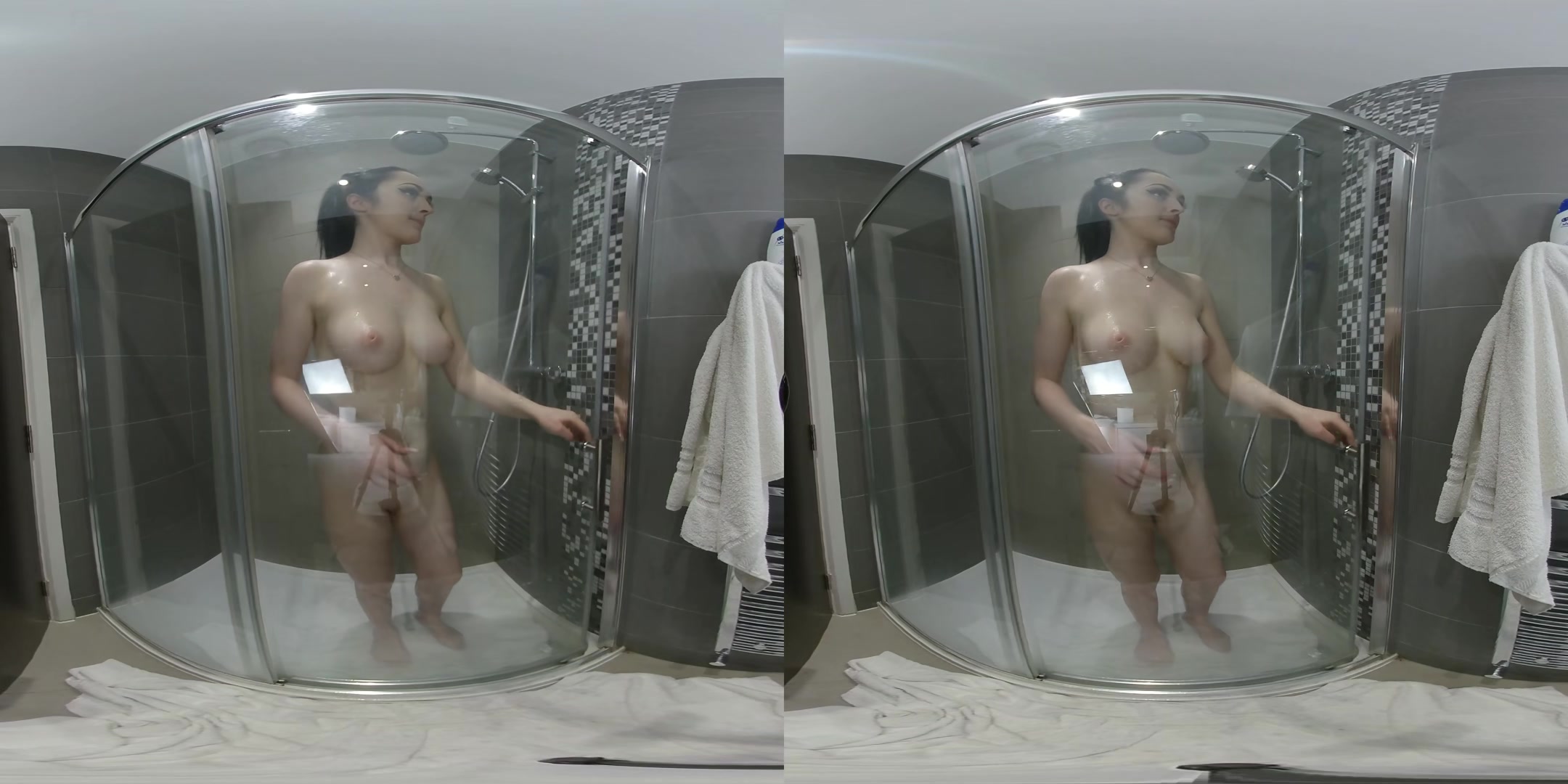 Shower Time - EllieLouiseVR