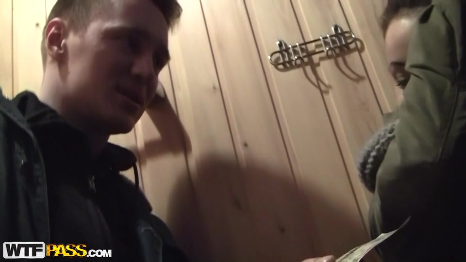 Insane pick up fucking at a ski resort