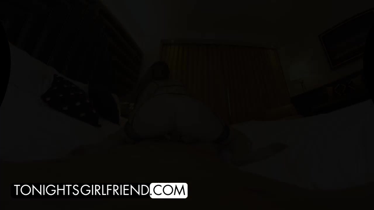 Penelope Kay takes care of her big dick client