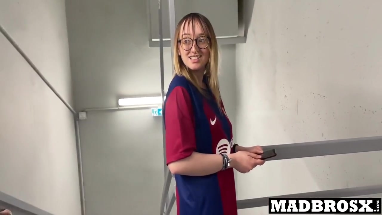 A Barcelona Supporter Fucked By Psg Fans In The Corridors Of The Football Stadium !!! 7 Min