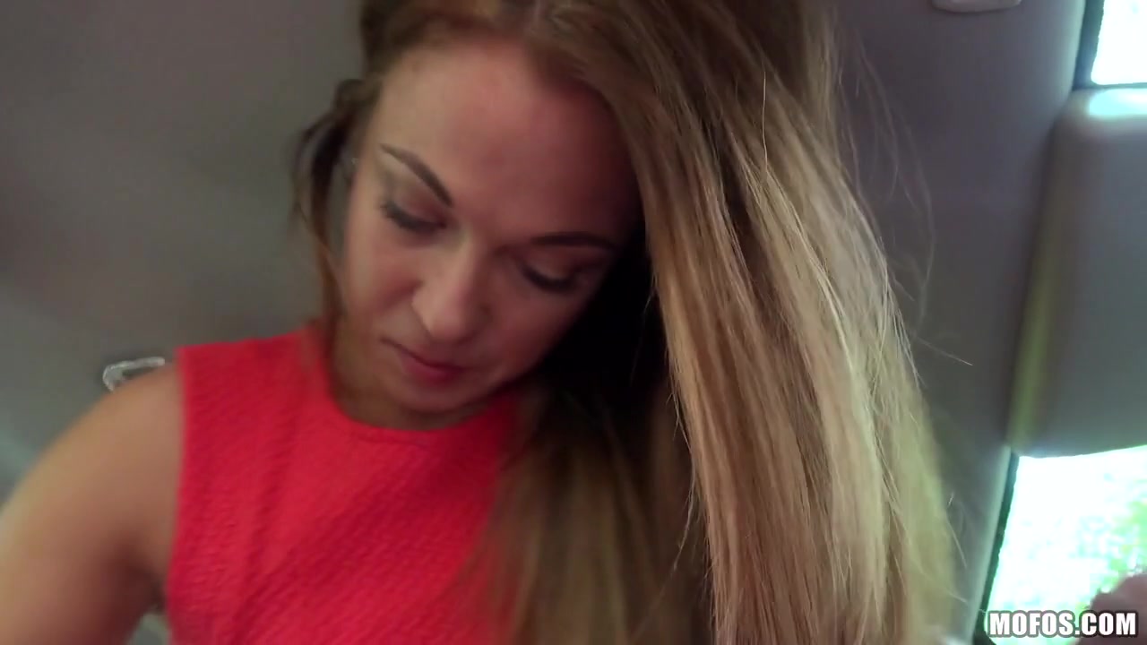 Angella Christyn in Natural Hottie Fucks Outside - StrandedTeens