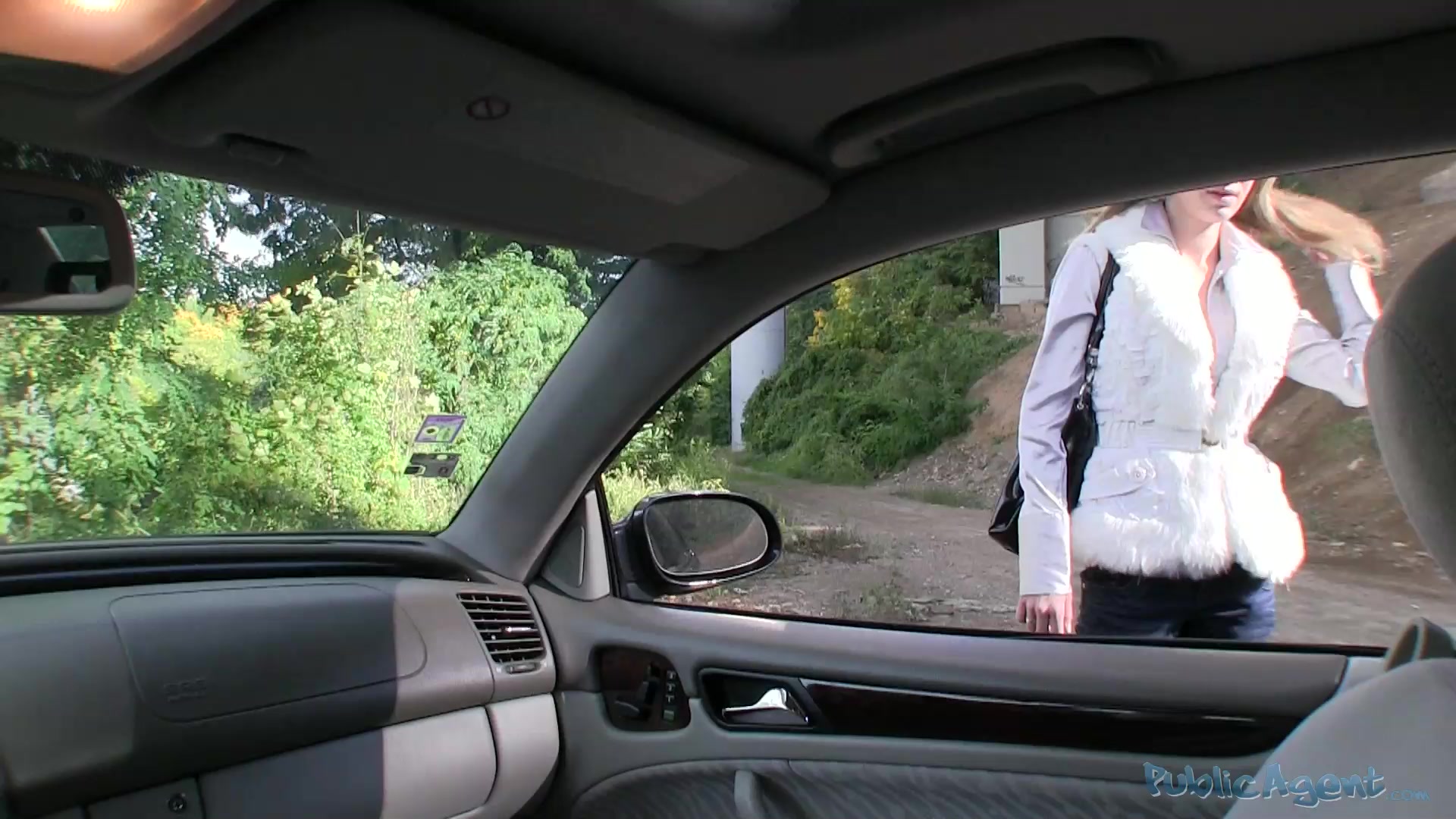 PublicAgent Video. Angelina