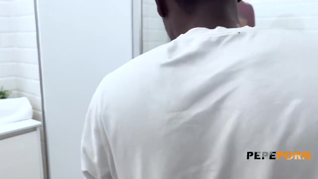 Amazing Amateur Interracial Sex With Natali Quinn And Her Black Friend