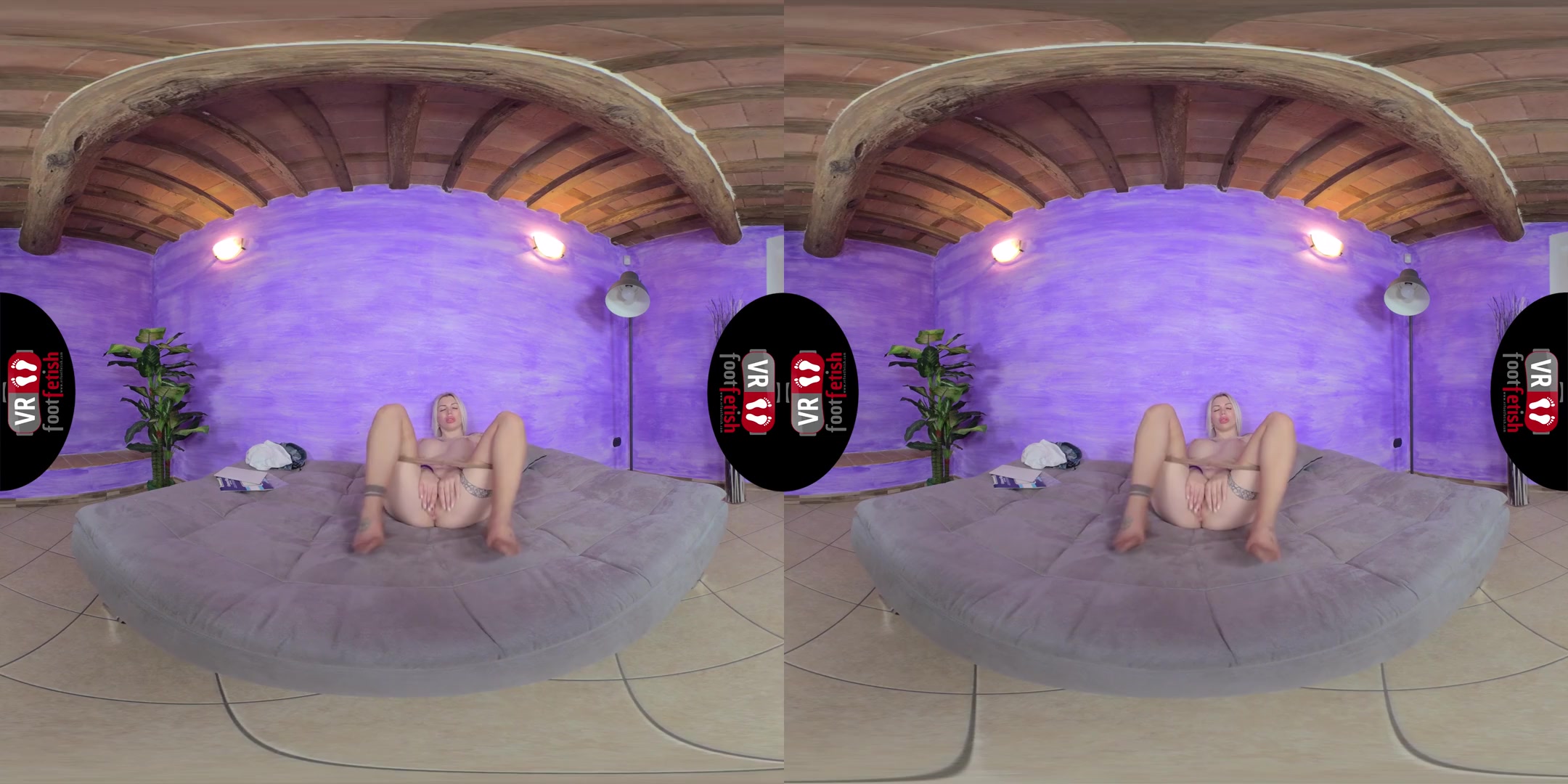 ElisГЁ Fucks Her Pussy With A Dildo While Wearing A Face Mask; Horny Blonde Masturbates in Stockings