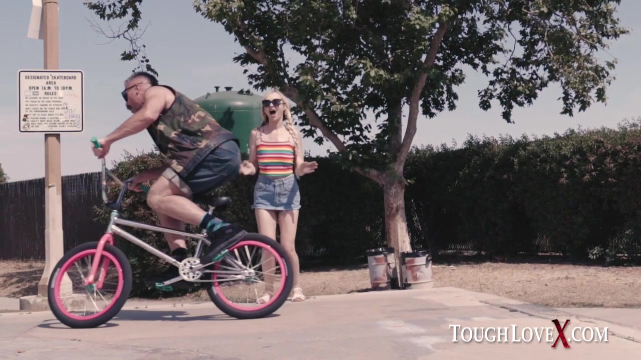 Lilly Bell - 3rd Wheel - ToughLoveX