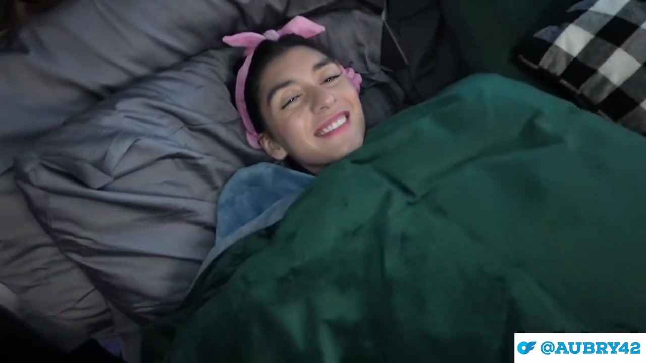 Complete Girlfriend Experience Vol.30 : Fuck Up & Feed Me Your Warm Cum