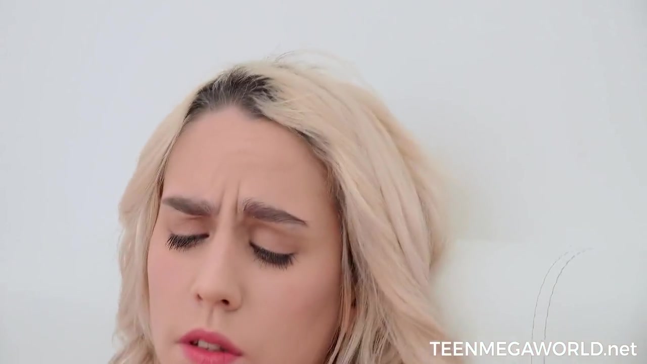 Old-n-young - Caught With Fingers In Her Pussy