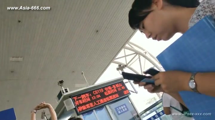peeping chinese amateur ***