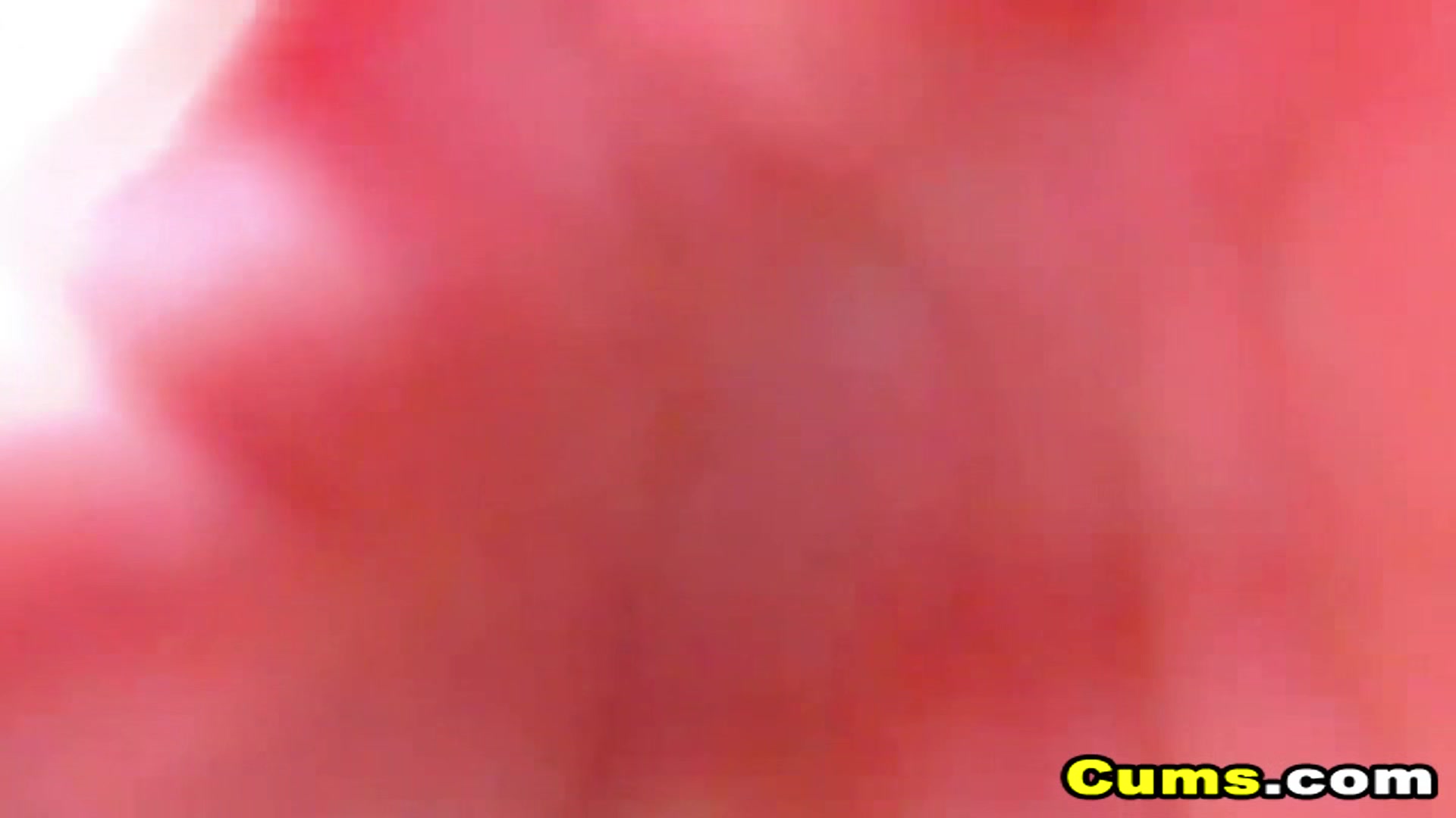 Hot Babe Slams her Dildo with her Big Ass