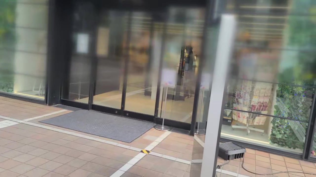 0008809_女子大生 スレンダー おもらしなどが含まれている