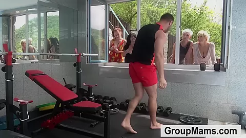 Gym Bro turns on a group of sleazy grannies