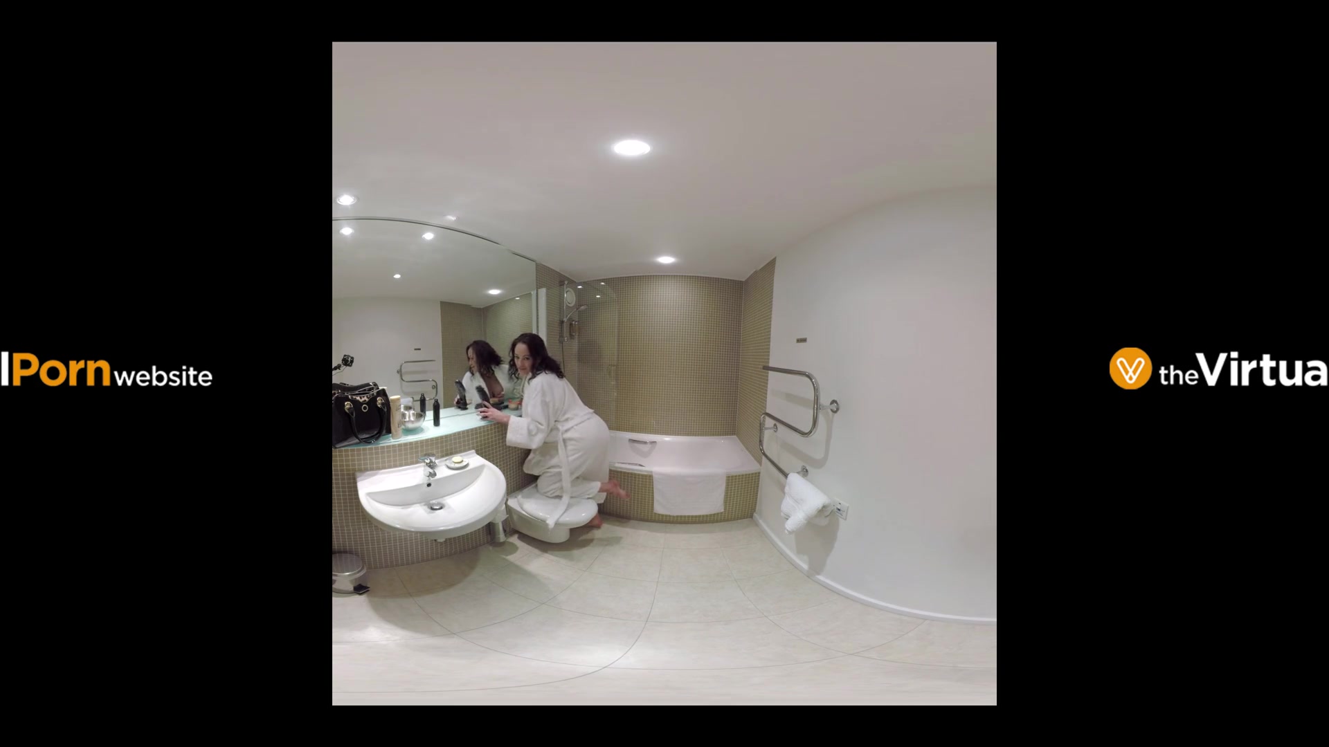 Vickie Powell in Virtual Bathroom Sex - TheVirtualPornWebsite