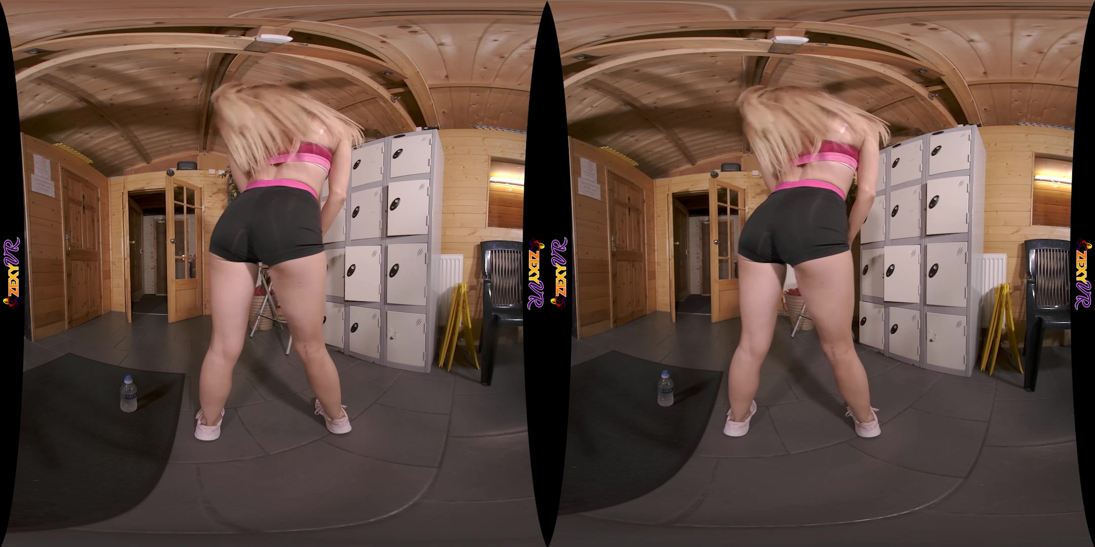 Your Personal Trainer featuring Lizzie - ZexyVR