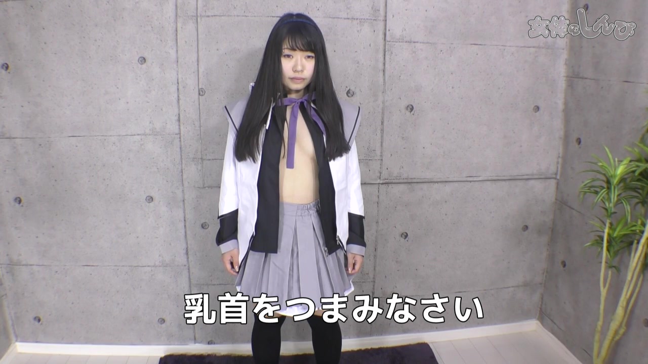 The woman who responds to the directions indifferently deadpan - Fetish Japanese Video