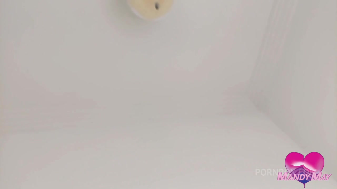 Farting on dick while he fucks my asshole then farting the fuck out with prolapse - PissVids