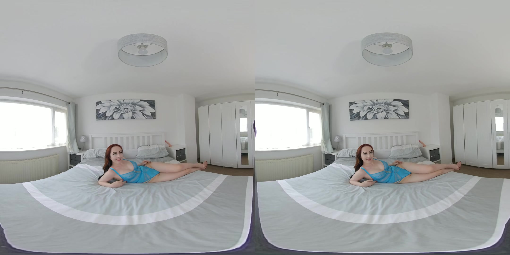 The Girl in Blue - EllieLouiseVR