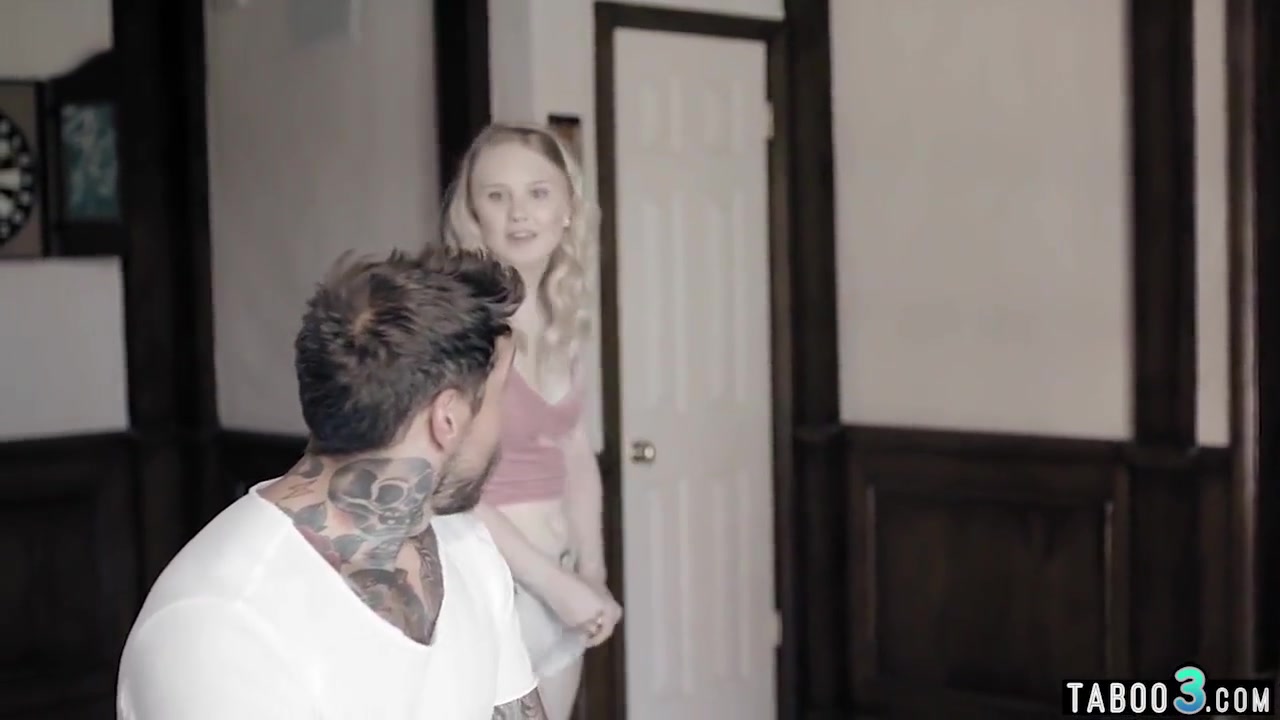 Extra Small teen 18+ Lies To Older Guy About Being A Virgin