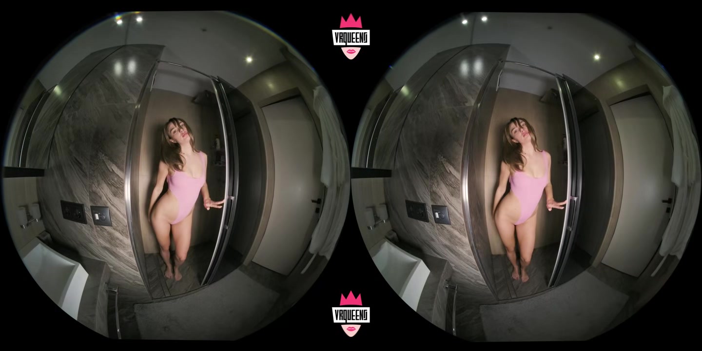 Alexxis Ren in the Shower - VRQueens