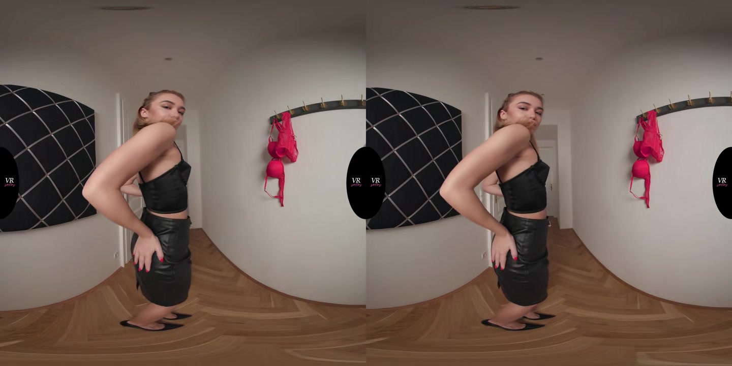 Marvelous Sweetie in Rika Fane - VRsolos