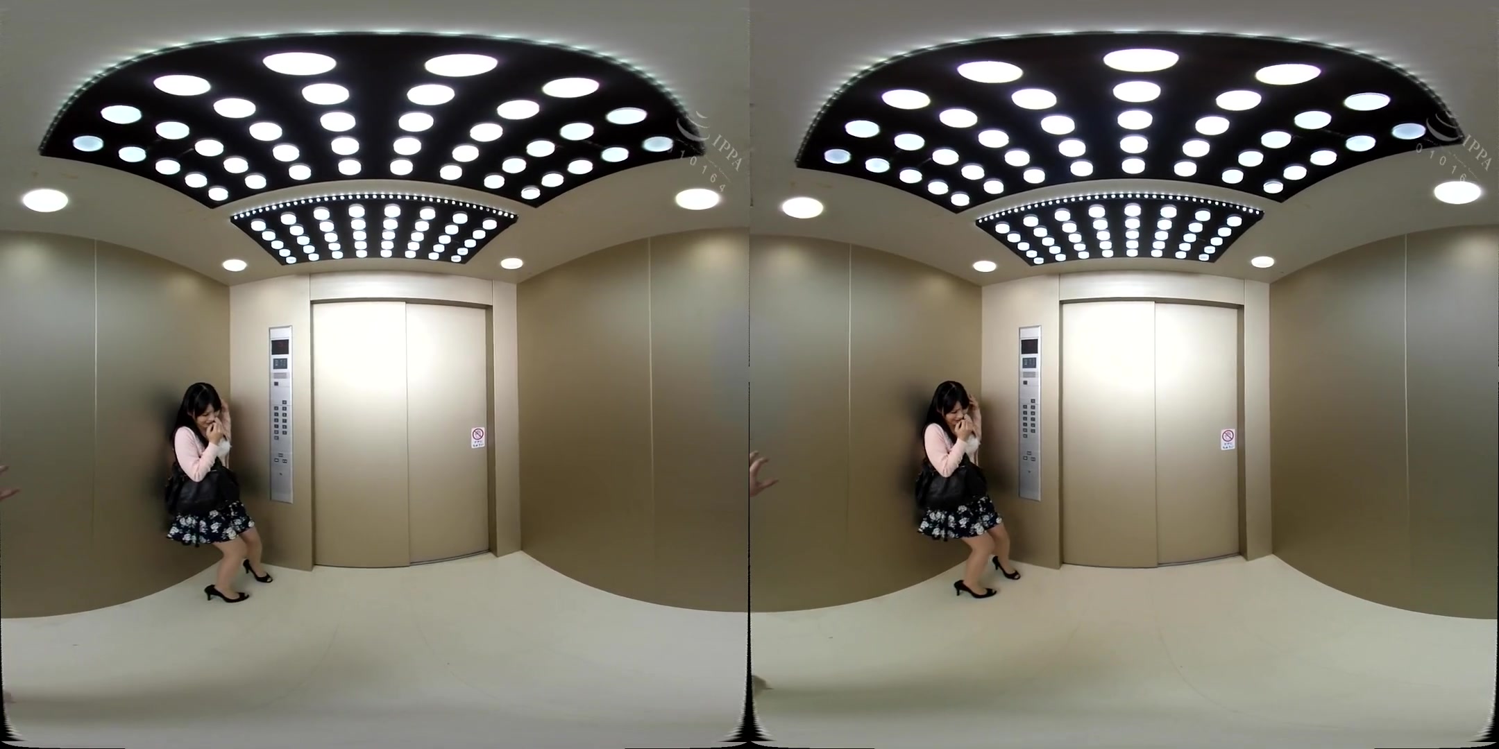 Trapped with a Woman in the Elevator 1 - Asian Public Sex Blowjob