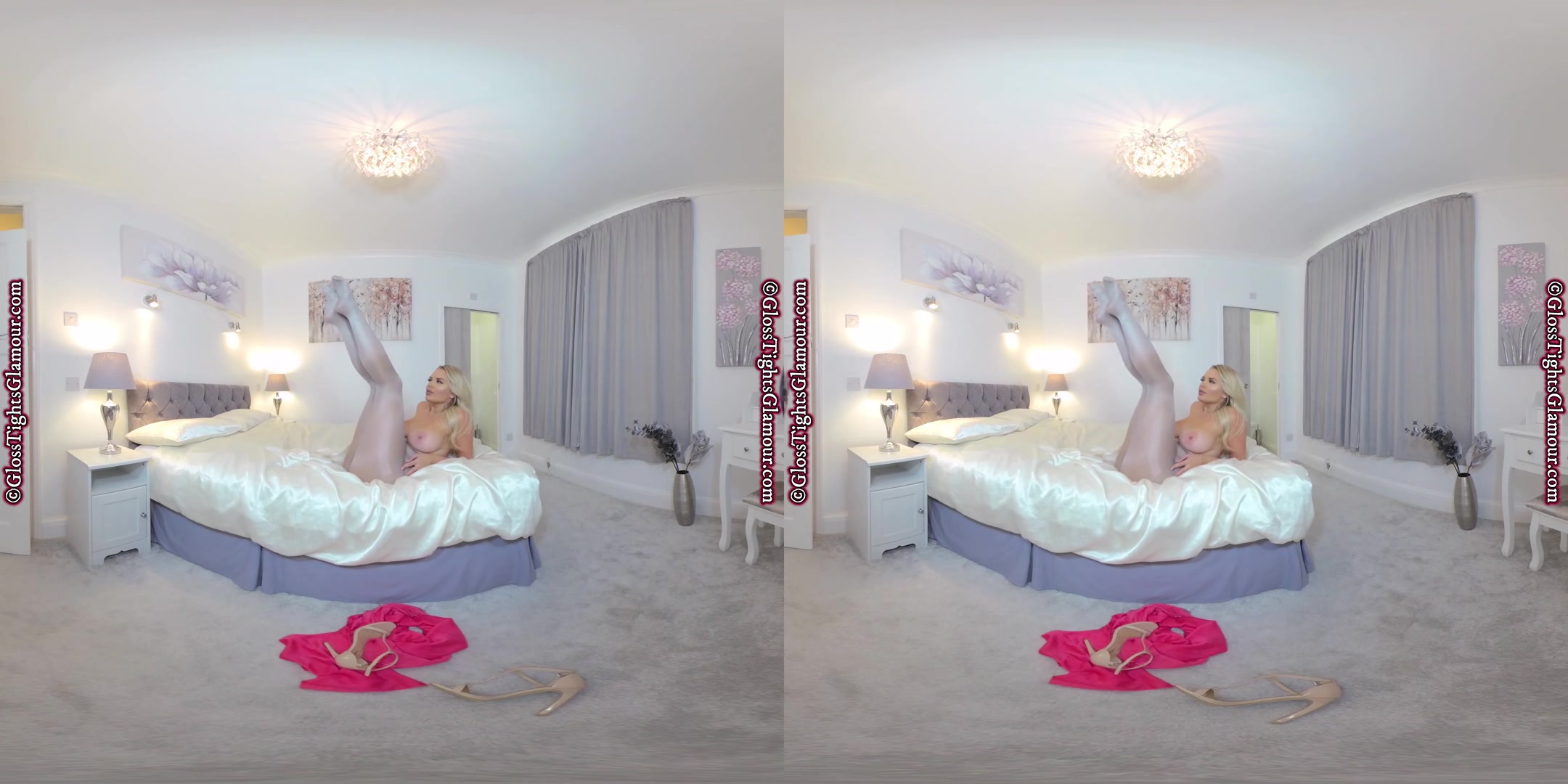 Sensuous Silver Tights - GlossTightsGlamourVR