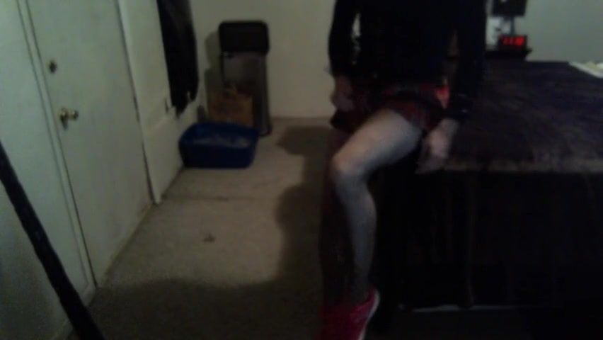 Sexy skirt & stockings! Yum!!!