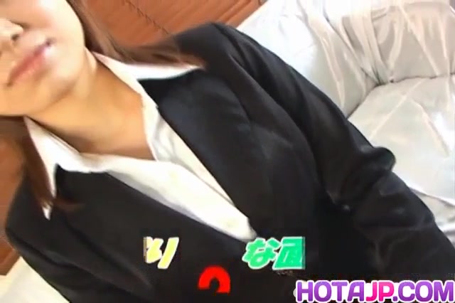 Mitsu Anno gets vibrators on and inside hairy pussy from dudes