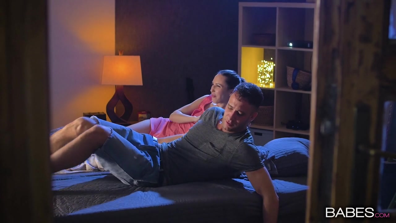 Lilu4u Simony Diamond in Movie Night - StepmomLessons