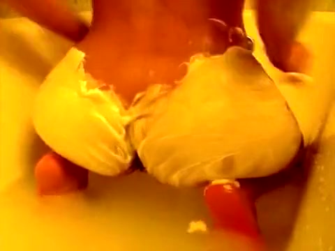 asian-American shemale Shows this duder Bubble ass In Tthis dude bath Tub