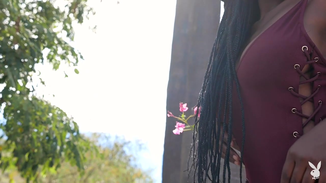 Shasta Wonder in Garden Glow - PlayboyPlus