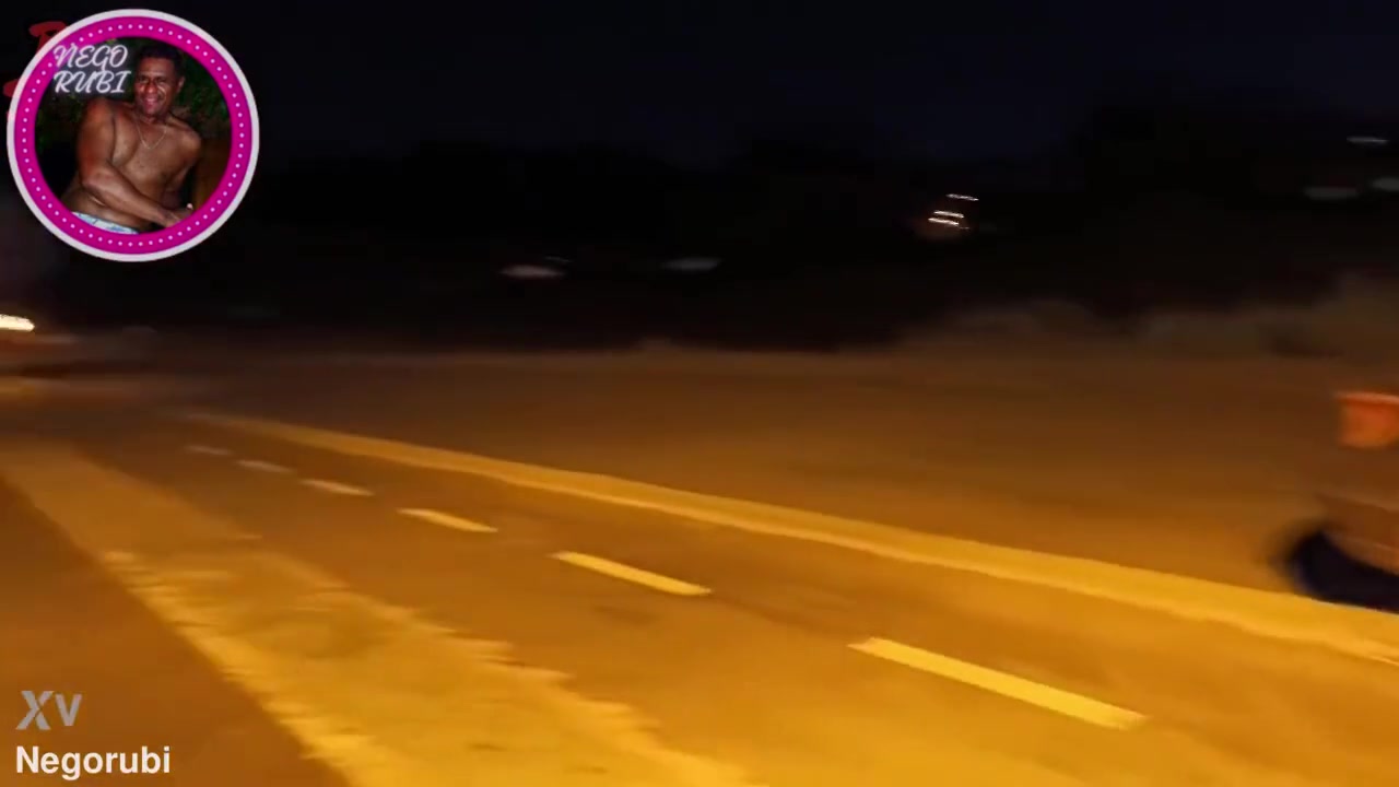 Bruna Santini Sabugou A Vagabunda Na Rua Na Madrugada