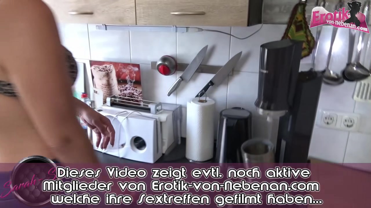 German amateur blonde milf fuck in jeans in kitchen