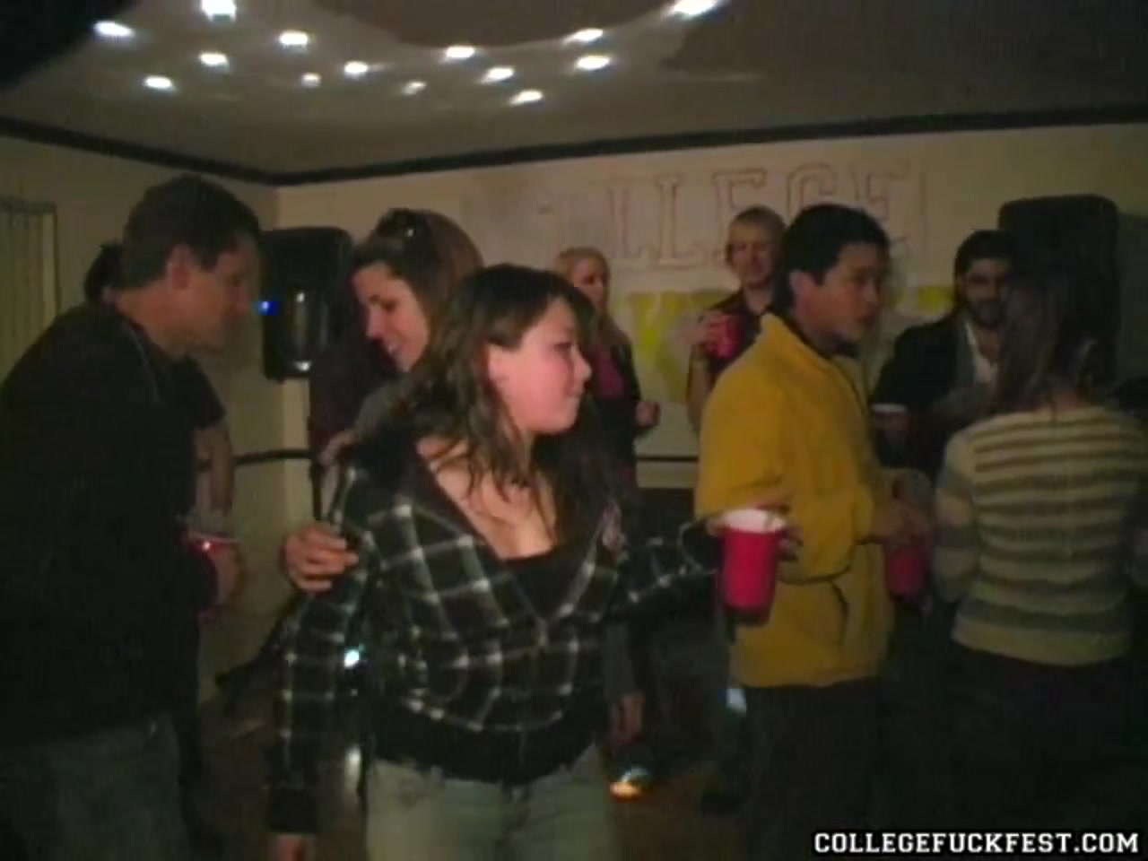 Spex slut preggo sucks on college dick