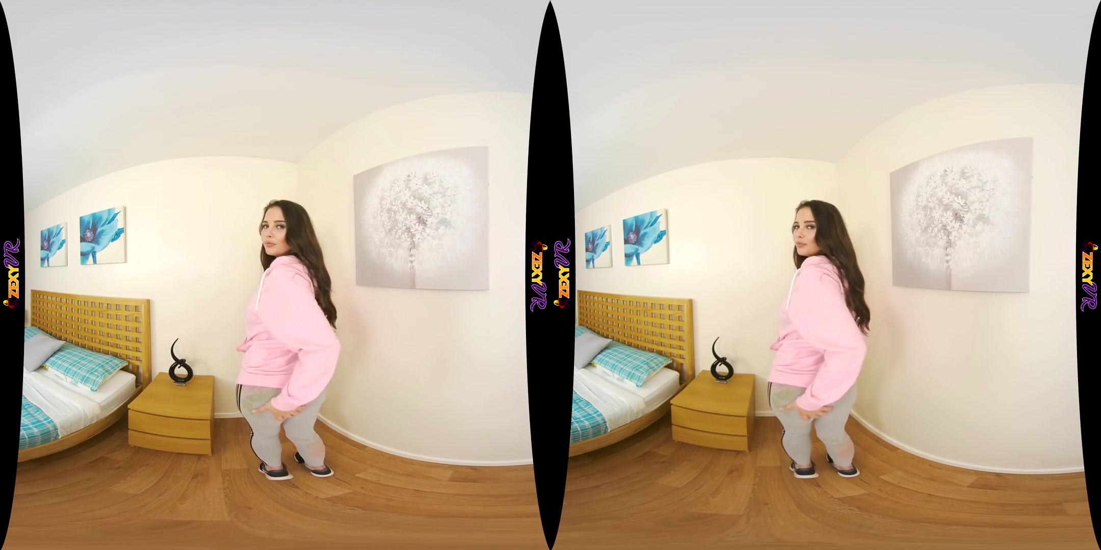 Kay G in Naked - ZexyVR