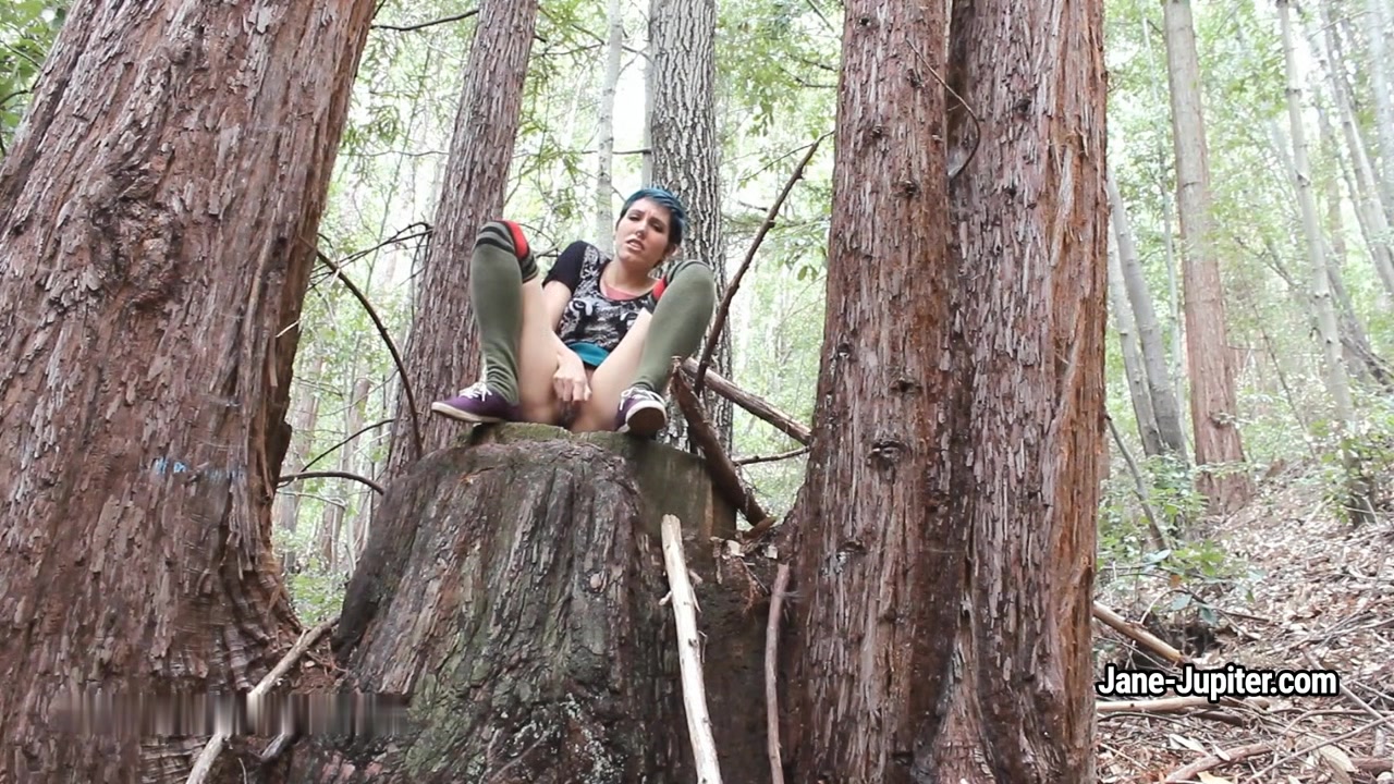 Jane Jupiter - Masturbating In A National Park