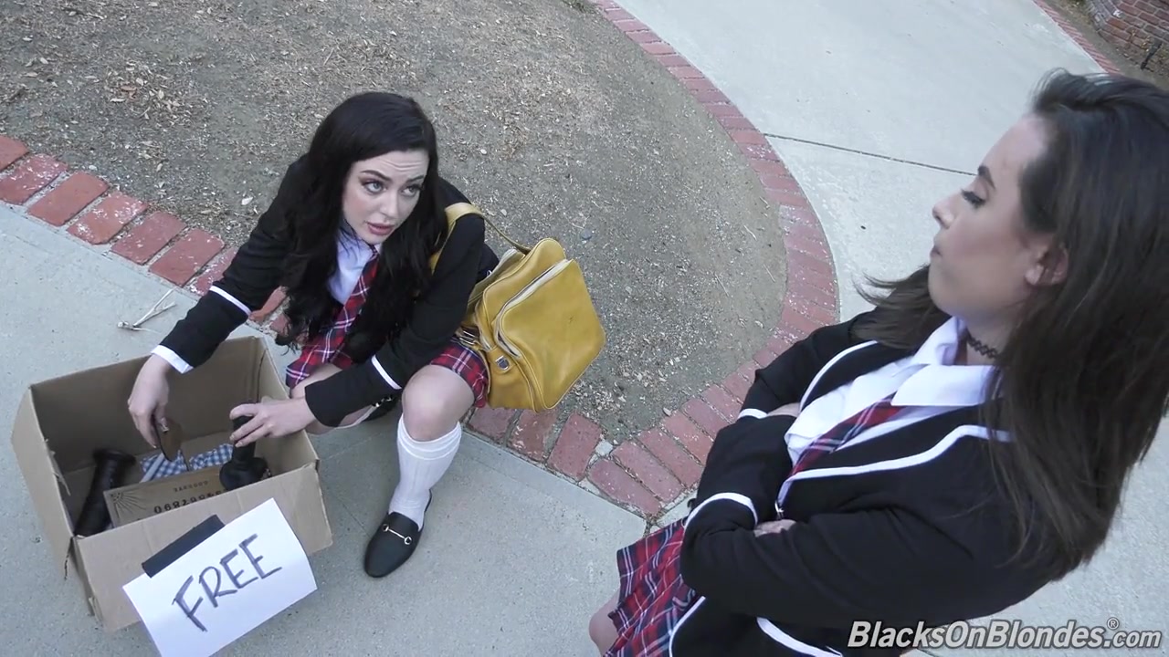 Casey Calvert & Whitney Wright Video - BlacksOnBlondes
