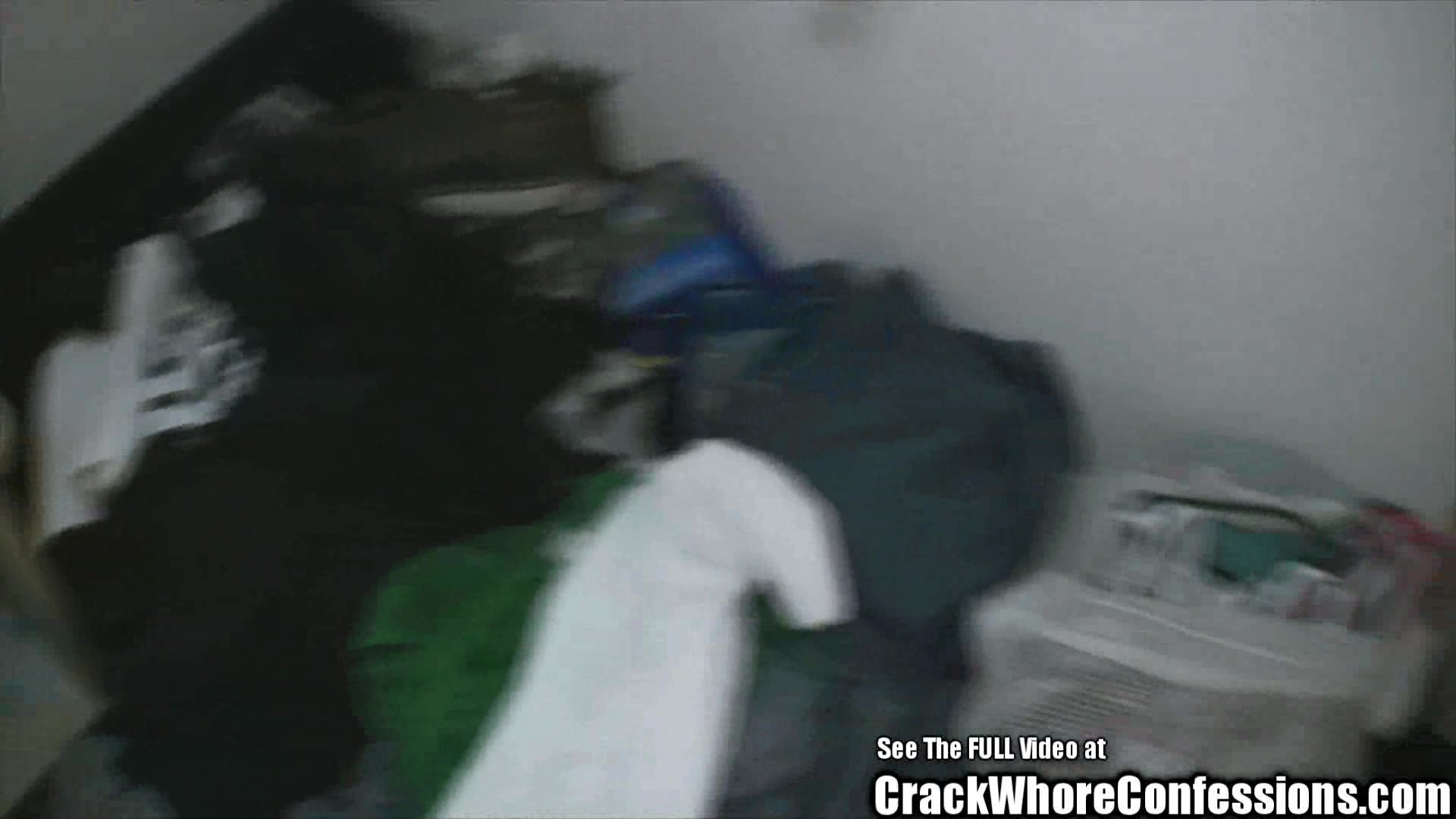 Skinny Needle Whore Licks Ass and Fucks in Motel