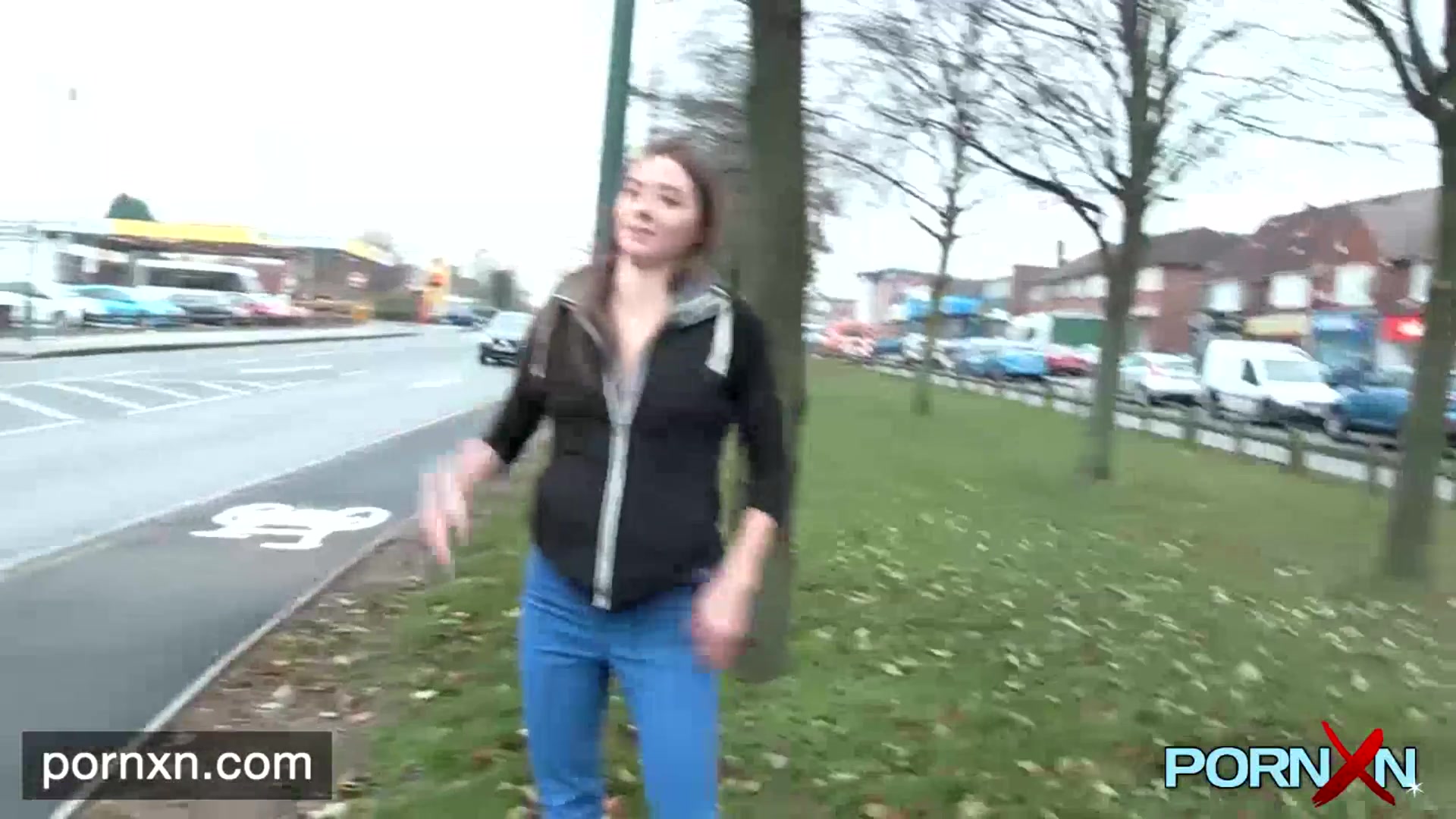 British skinny Leyla flashing in London