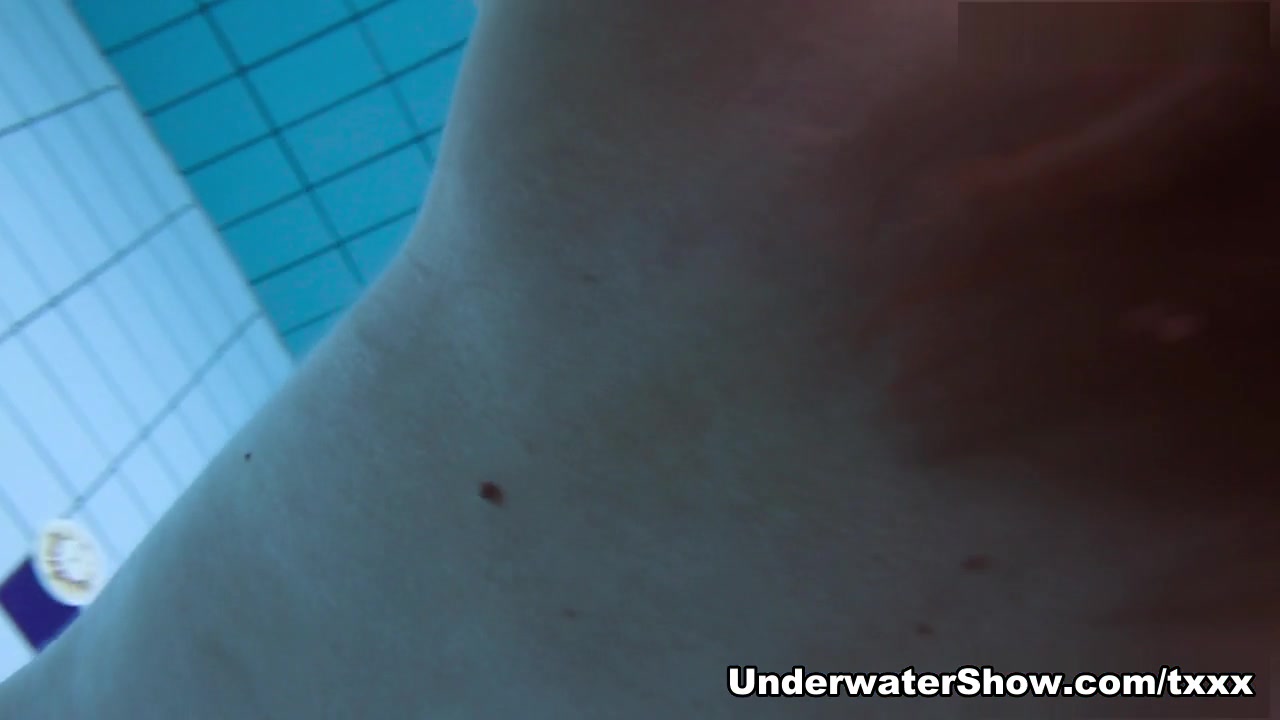 UnderwaterShow Video: Anetta